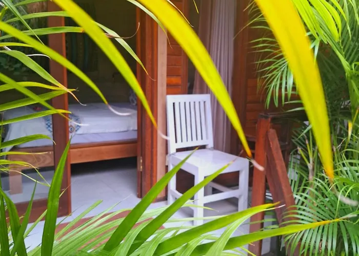 Riccio Guest House&cafe Nusa Lembongan